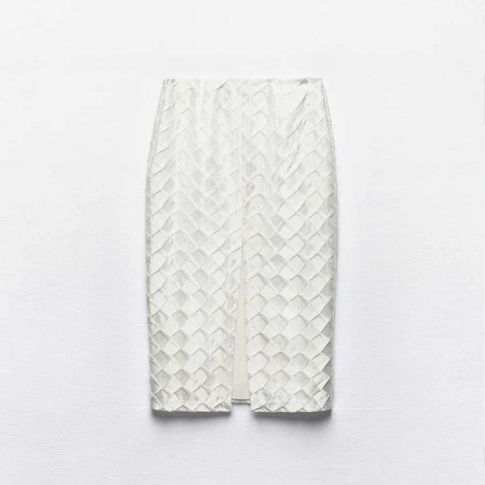 ZARAโDIAMONDโSATINโEFFECTโMIDIโSKIRT - Picture 6 of 8